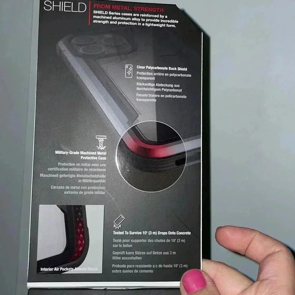 iPhone 6.1 Pro 2021 Cover - Picture 2 of 3